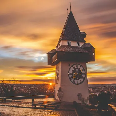 Modernes City-apartment In Apartament