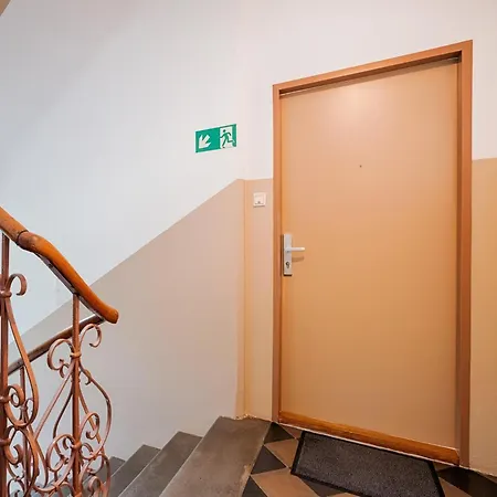 Apartment Modernes City-apartment In Graz