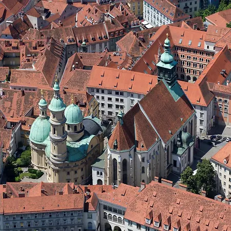 Modernes City-apartment In Graz