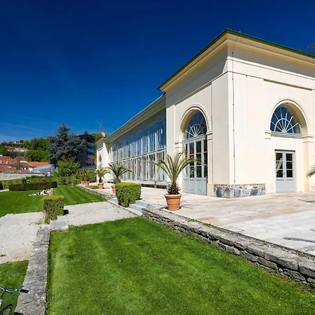 Modernes City-apartment In Apartamento